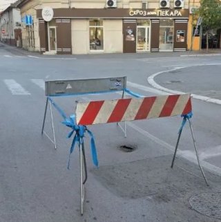 Fotografija: JKP „Vodovod i kanalizacija“: Zbog sanacije havarije zatvara se deo Savezničke ulice u Zrenjaninu