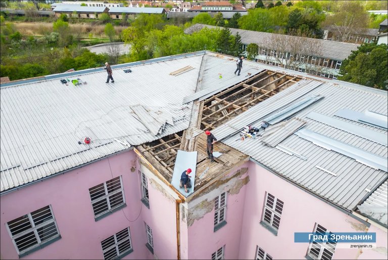 Fotografija: Bolji uslovi za učenike škole „Uroš Predić“ u novoj školskoj godini