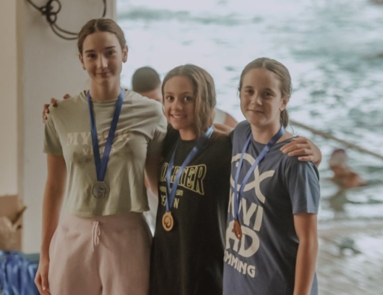 Fotografija: Plivači Proletera odlični na takmičenju „Zmaj 2026“