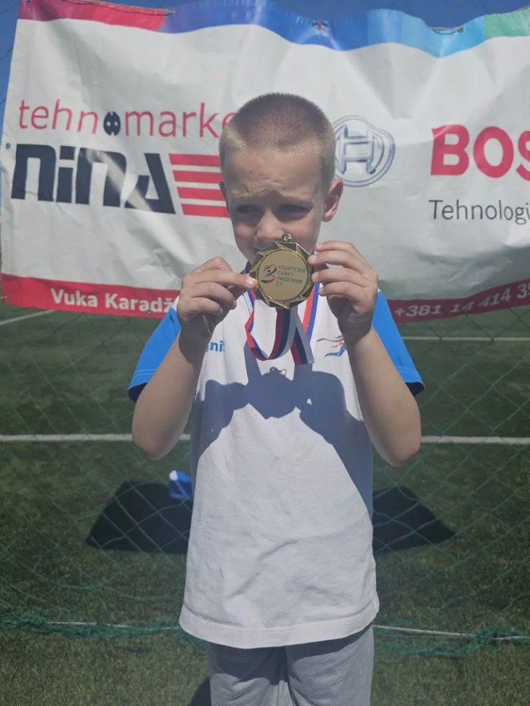 Fotografija: Atletski klub „AS 023“ doneo 14 medalja iz Uba