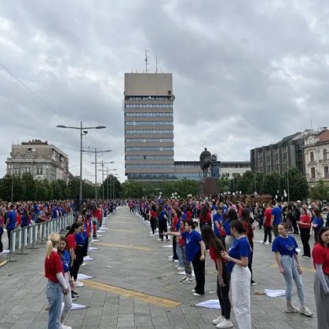 Maturantski ples u četvrtak u podne na Trgu slobode